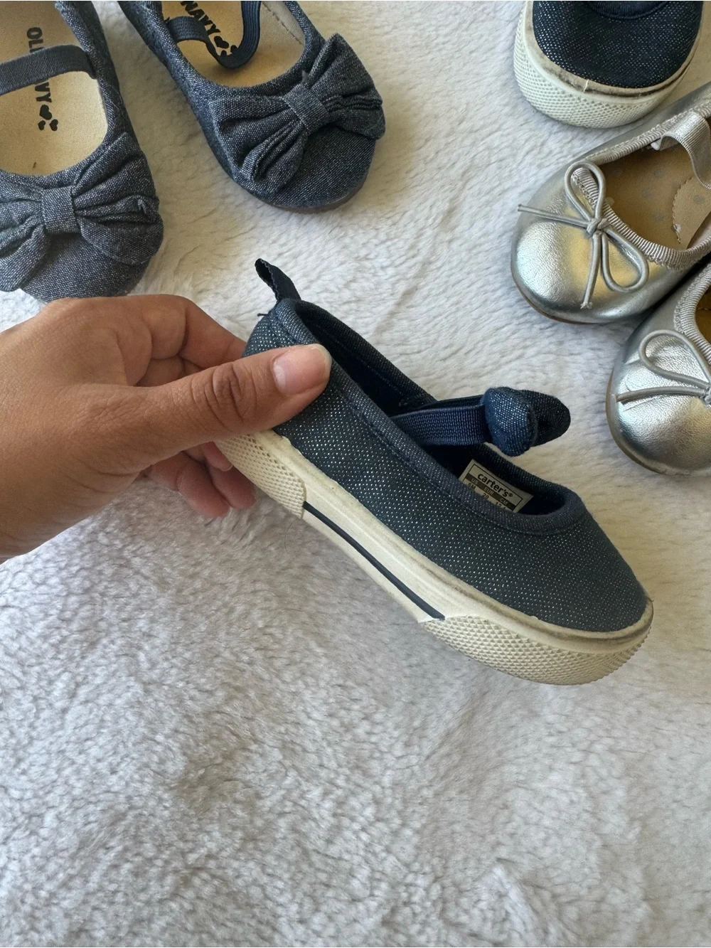 Old Navy Black Slip-On Bow Canvas Sneakers for Kids